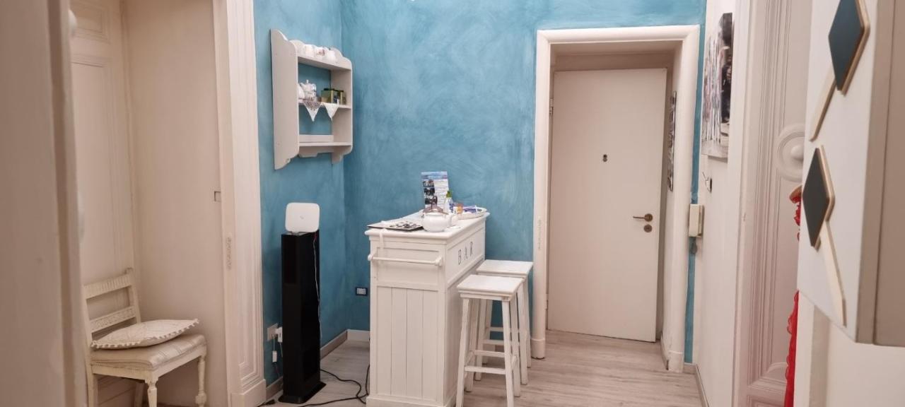 Dimora Donn'Alba Apartment Наполи Екстериор снимка